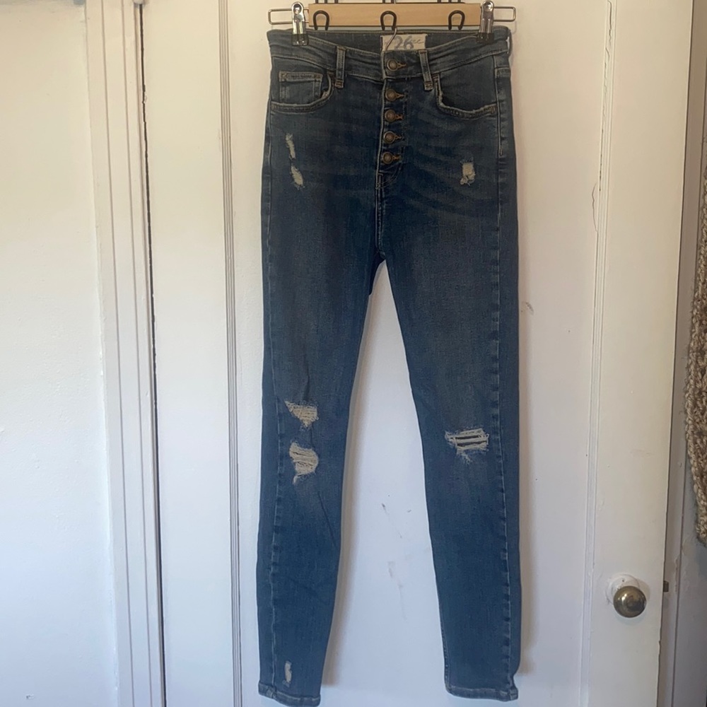 Free People We the Free Sabrina Super Skinny jeans distressed denim